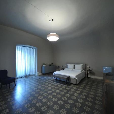 Palazzo Ietri Corso Vittorio Emanuele Rooms Бари Экстерьер фото