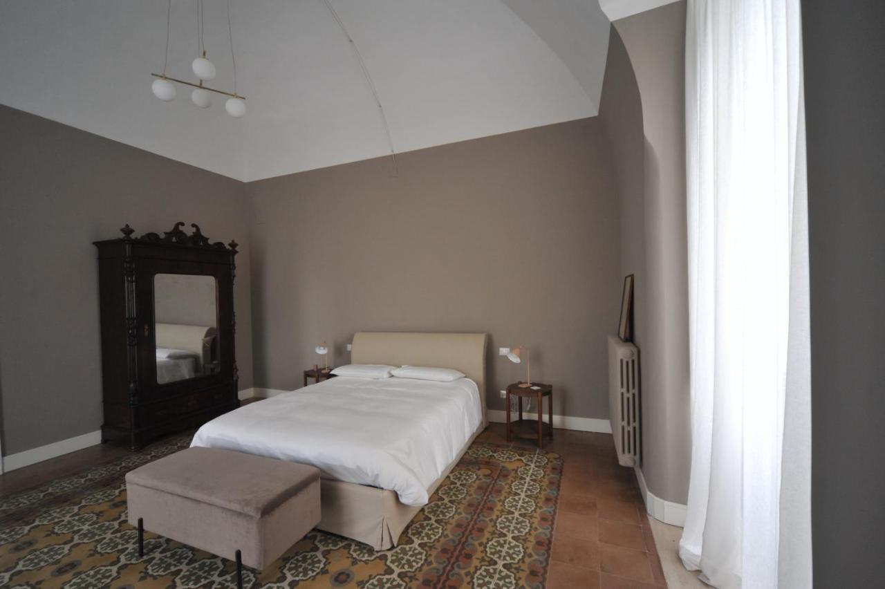 Palazzo Ietri Corso Vittorio Emanuele Rooms Бари Экстерьер фото